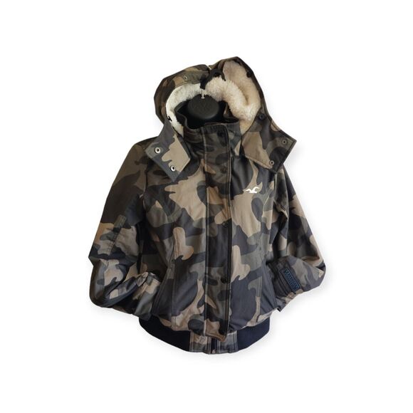 Hollister Green Camouflage All Weather Long Sleeve Jacket Stretch Small - Picture 1 of 7